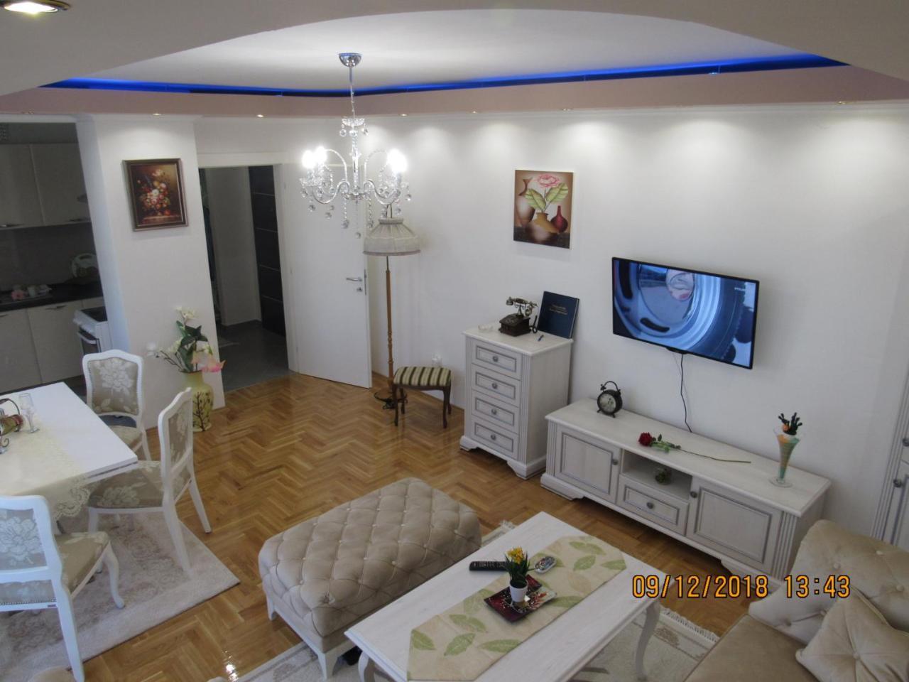 Apartman Tea 2 บันยาลูกา ภายนอก รูปภาพ
