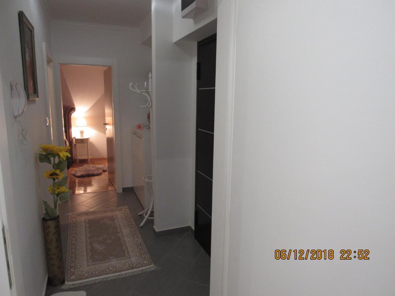 Apartman Tea 2 บันยาลูกา ภายนอก รูปภาพ