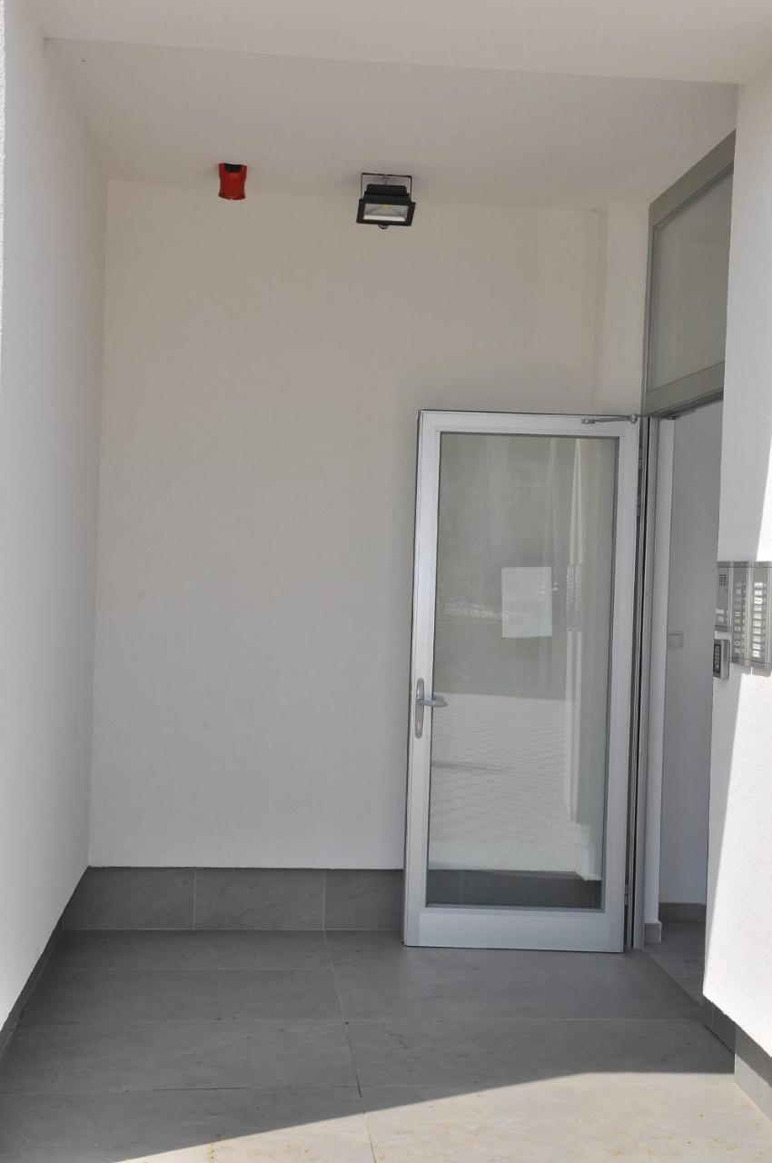 Apartman Tea 2 บันยาลูกา ภายนอก รูปภาพ